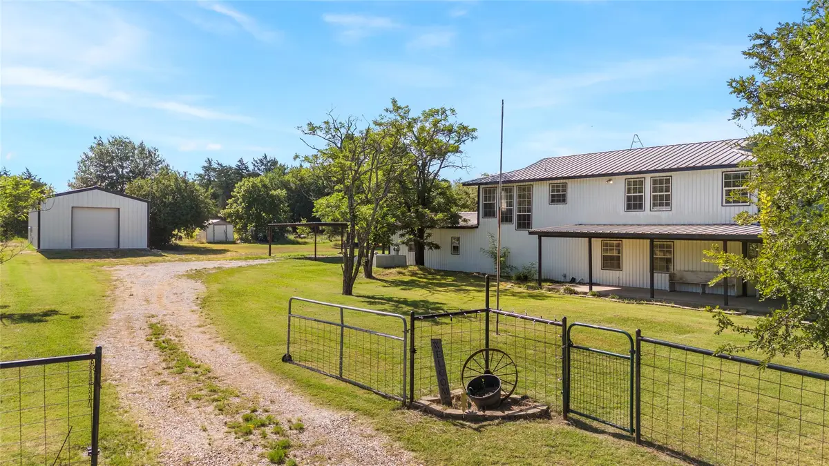 3613 E Bent Oak Street, Greenville, TX 75401 - Image #1