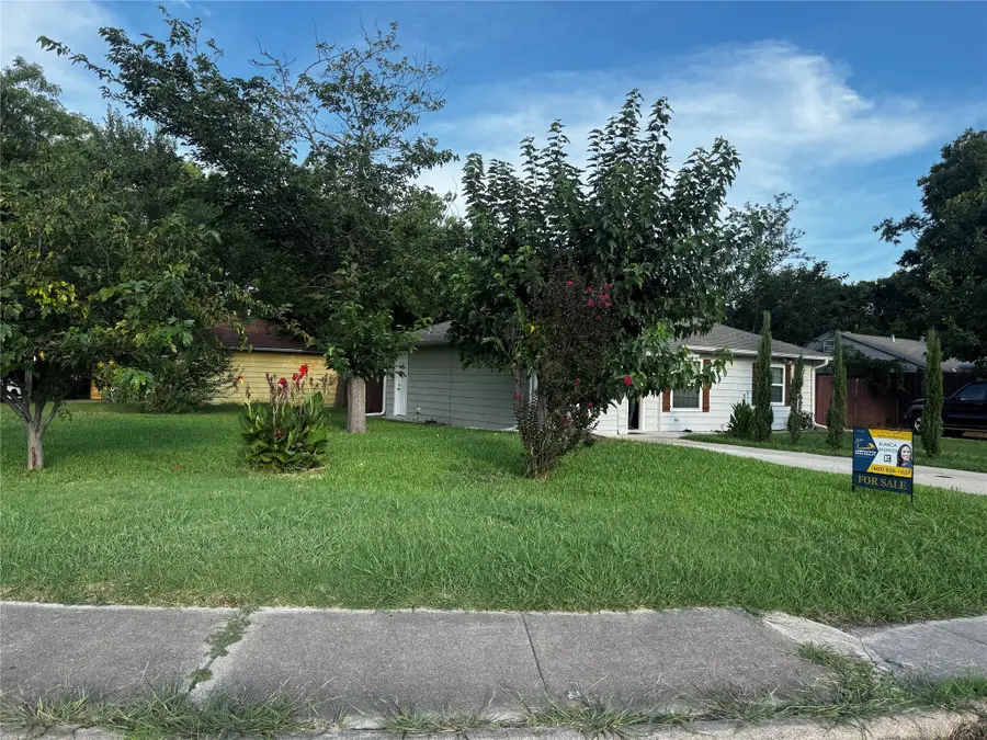 601 Shawnee Trace, Grand Prairie, TX 75051 - Image #3