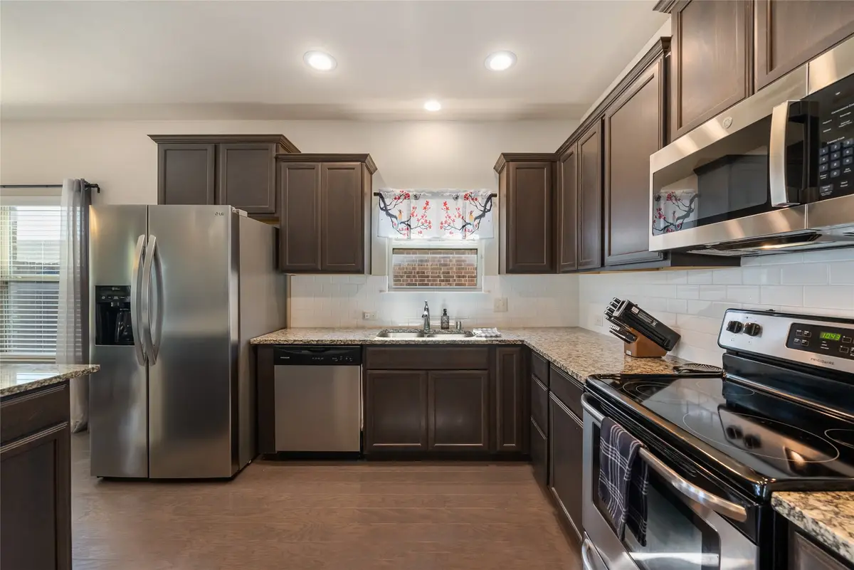 8917 Tenderfoot Lane, Aubrey, TX 76227 - Image #1