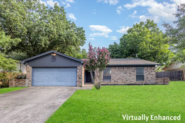 3024 Highgate Lane, Bedford, TX 76021