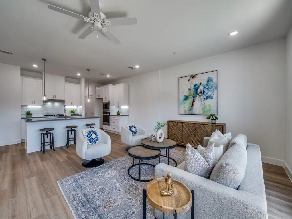 5613 Woodlands Drive, The Colony, TX 75056 - Image #1