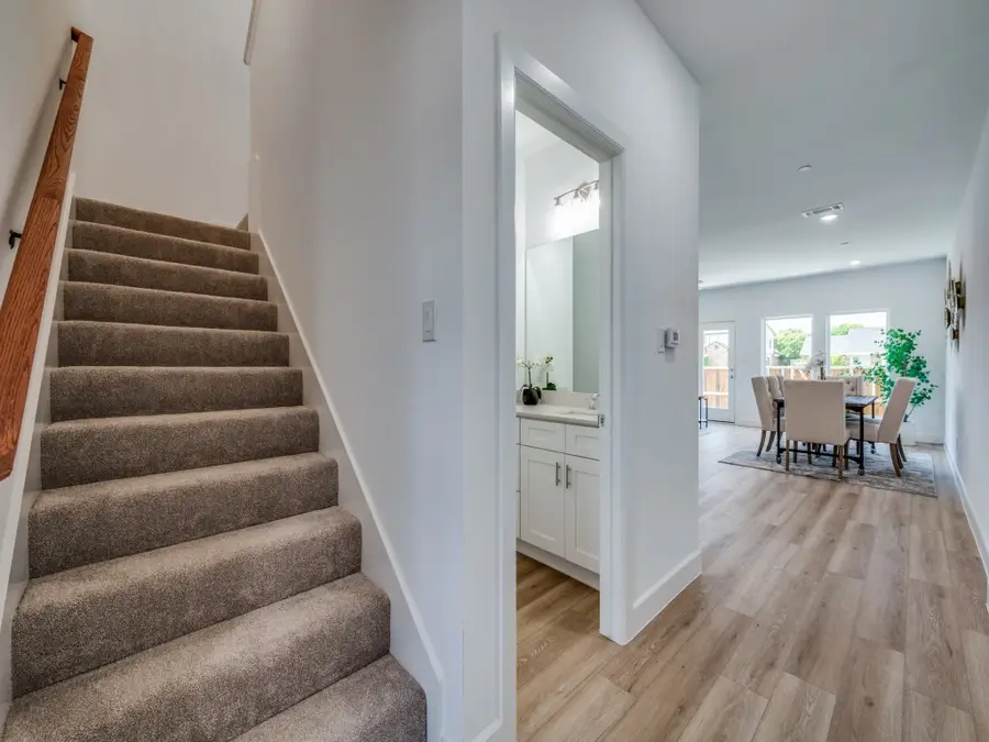 5613 Woodlands Drive, The Colony, TX 75056 - Image #3