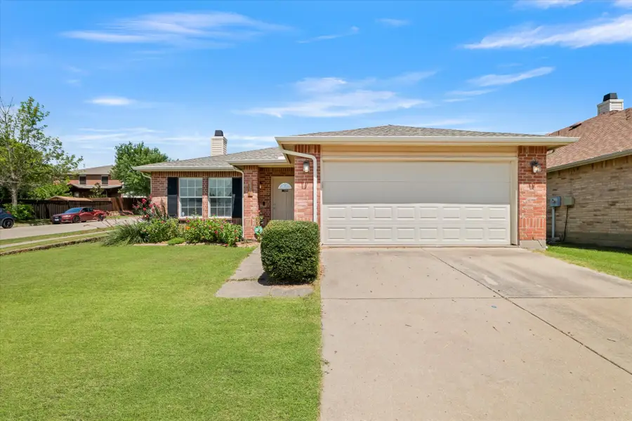 6301 English Saddle Lane, Denton, TX 76210 - Image #2