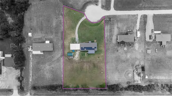 2835 Grays Prairie Lane, Scurry, TX 75158
