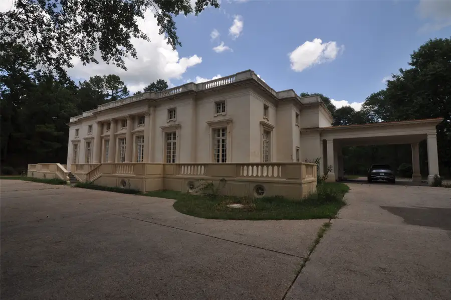 802 N Louise Street, Atlanta, TX 75551 - Image #3