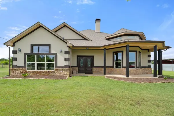 13921 Delta Drive, Venus, TX 76084