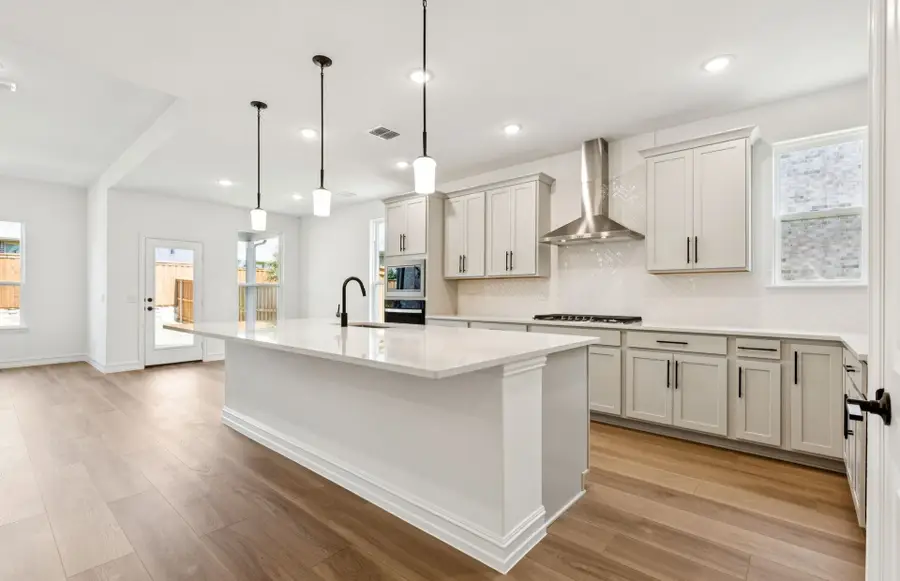 304 Brookhurst Road, Little Elm, TX 75068 - Image #2