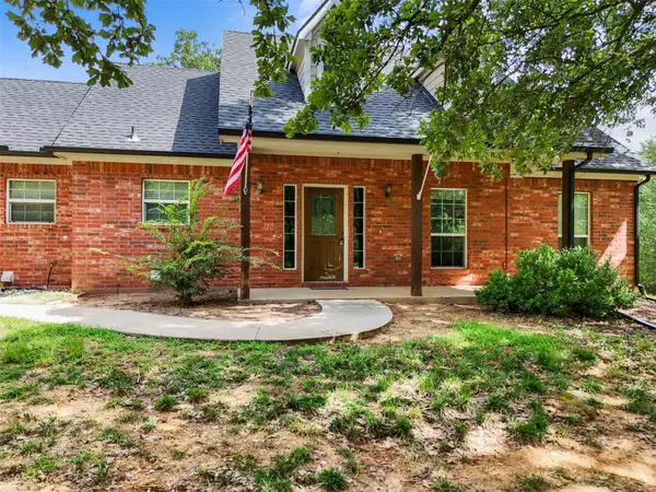 327 Russell Lane, Denison, TX 75021