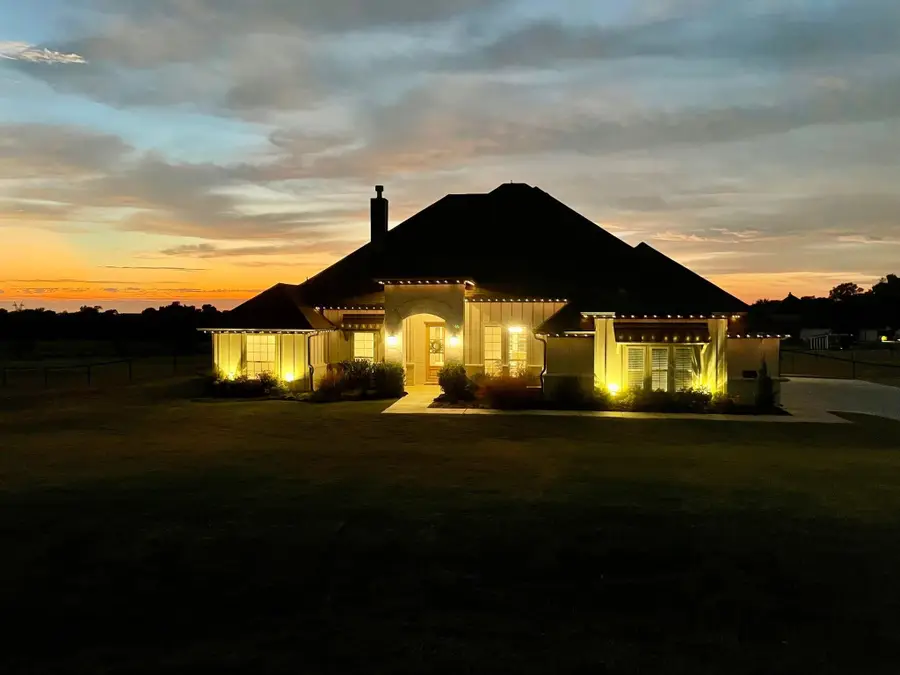 224 Gallatin Road, Weatherford, TX 76087 - Image #2