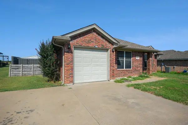 408 Mesquite Drive, Rio Vista, TX 76093
