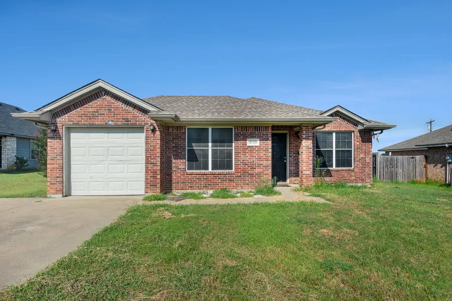 408 Mesquite Drive, Rio Vista, TX 76093 - Image #2