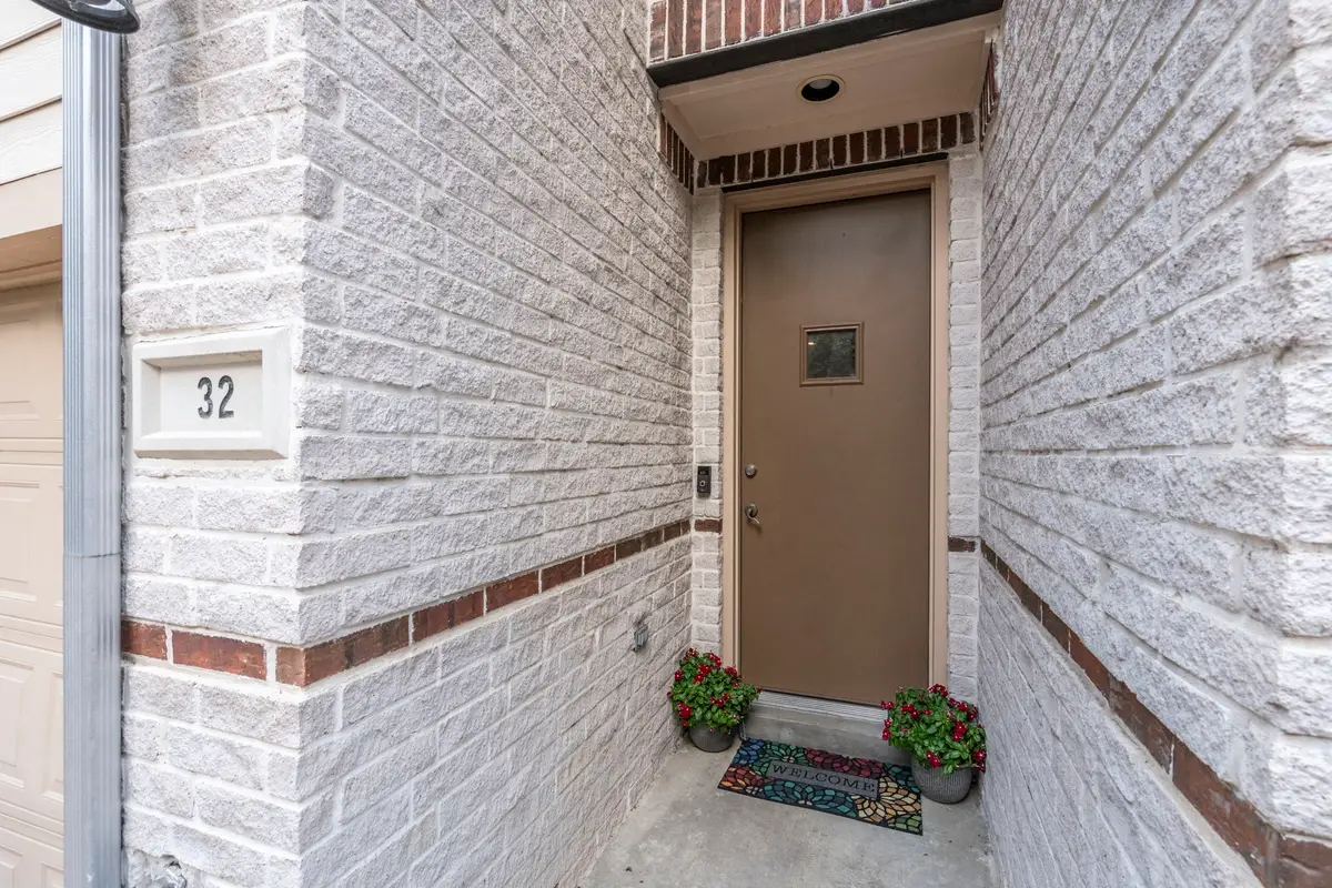 4830 Cedar Springs Road #32, Dallas, TX 75219 - Image #1