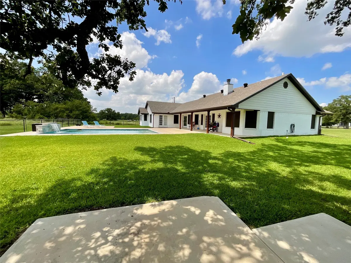 800 N Seven Points Drive, Kemp, TX 75143 - Image #1