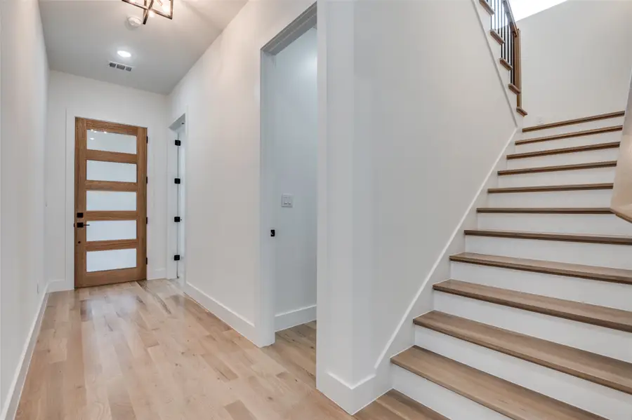 514 S Glasgow Drive, Dallas, TX 75223 - Image #3