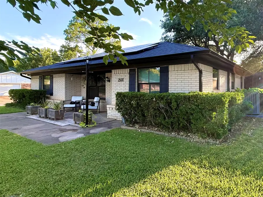 2501 Shady Grove Drive, Bedford, TX 76021 - Image #2