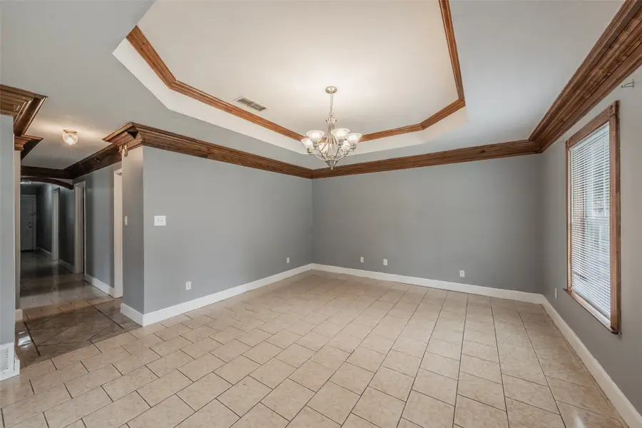 312 N Wood Street, Cleburne, TX 76033 - Image #2