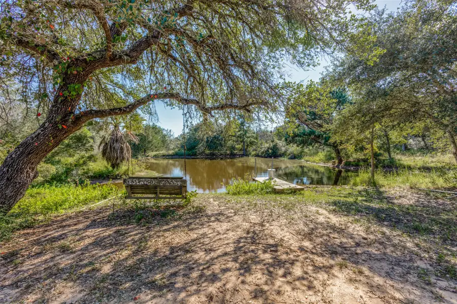 157 Cricket Hollow Lane, Smithville, TX 78957 - Image #2