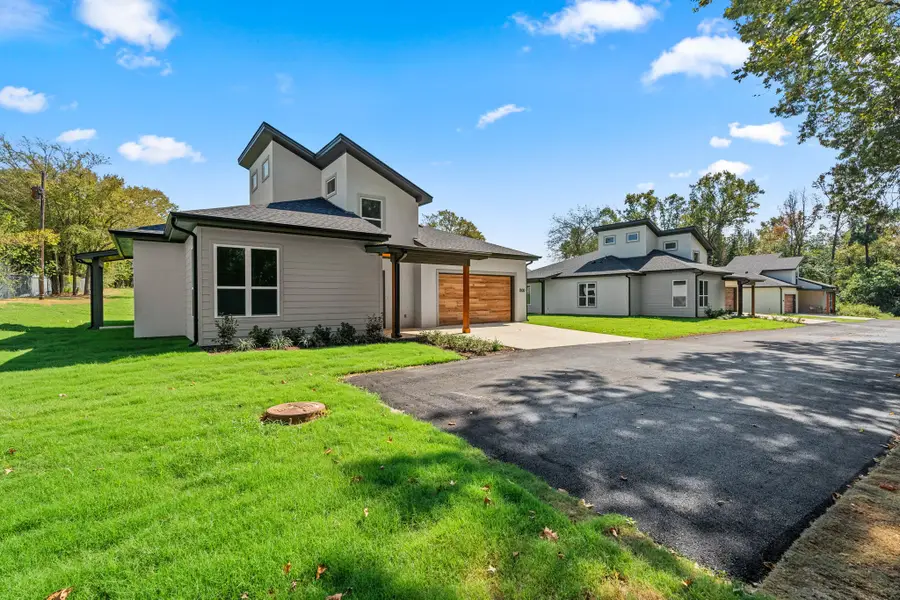 1100 S Main Street, Lindale, TX 75771 - Image #2