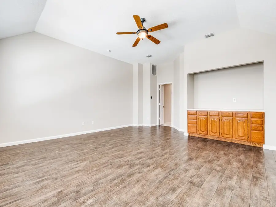 3932 Valez Drive, Carrollton, TX 75007 - #2