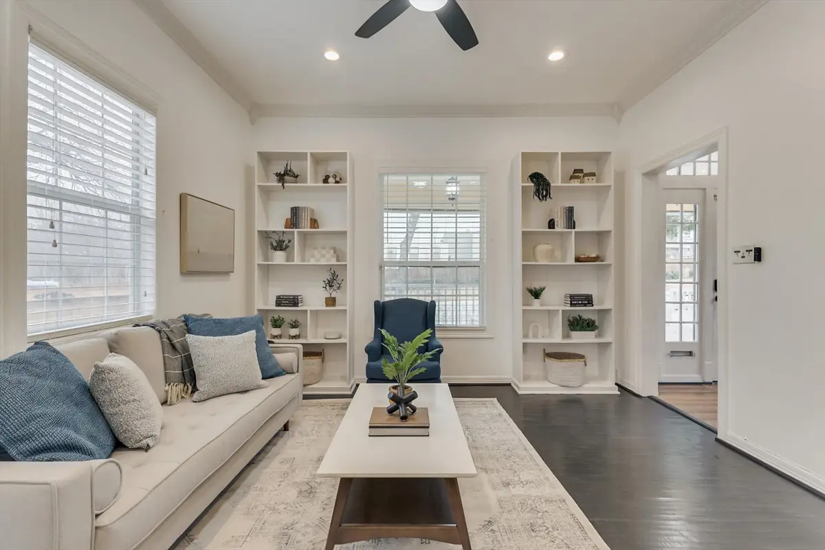 909 Elsbeth Street, Dallas, TX 75208 - Image #1