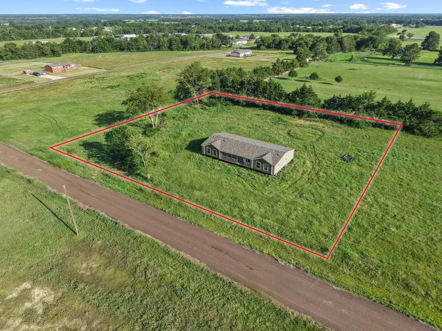 372 Hemby Way, Bonham, TX 75418 - Image #3