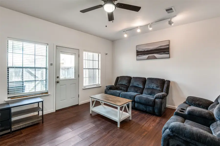 3635 Garden Brook Drive #19500, Farmers Branch, TX 75234 - Image #3