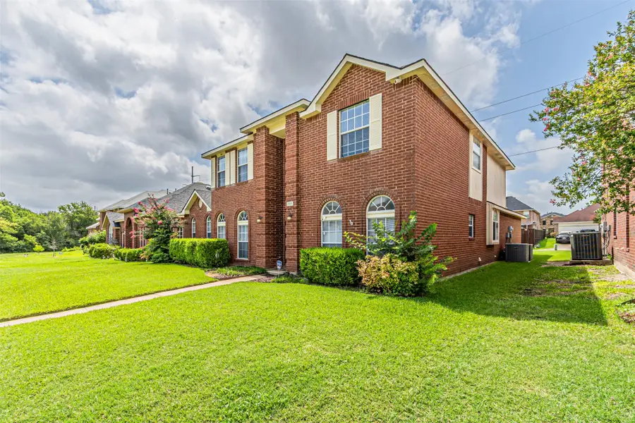 1018 Sumner Drive, Mesquite, TX 75149 - Image #3