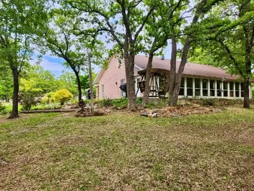 1149 Country Club Road, Bowie, TX 76230 - Image #2