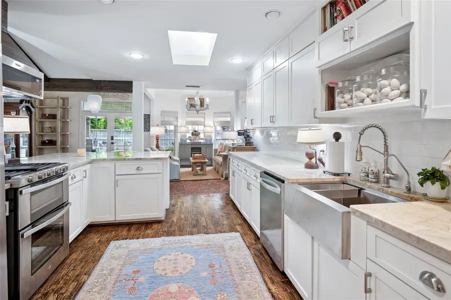 3314 Brookhaven Club Drive, Farmers Branch, TX 75234 - Image #2