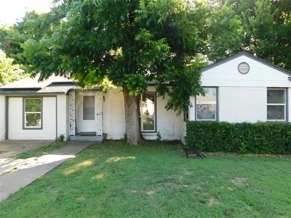 2616 Bowling Green Avenue, Dallas, TX 75216