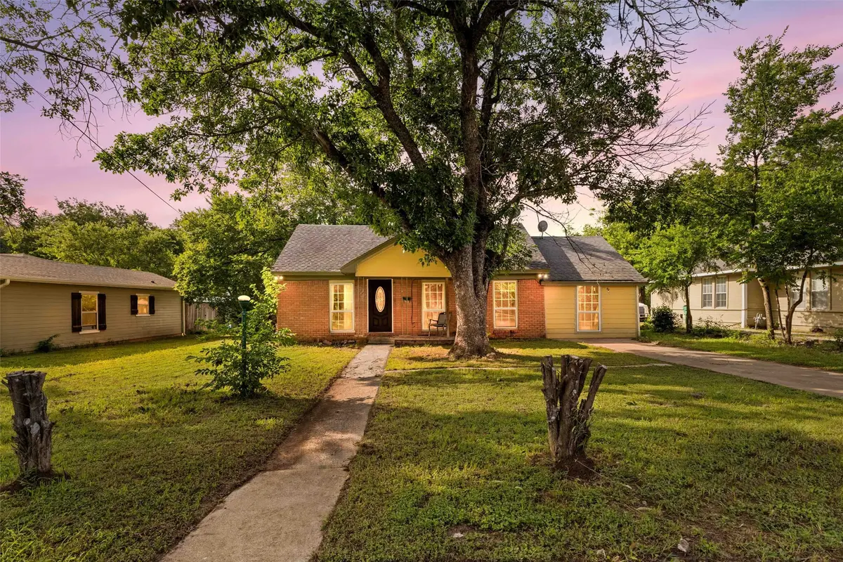 1126 W 7th Street, McGregor, TX 76657 - Image #1