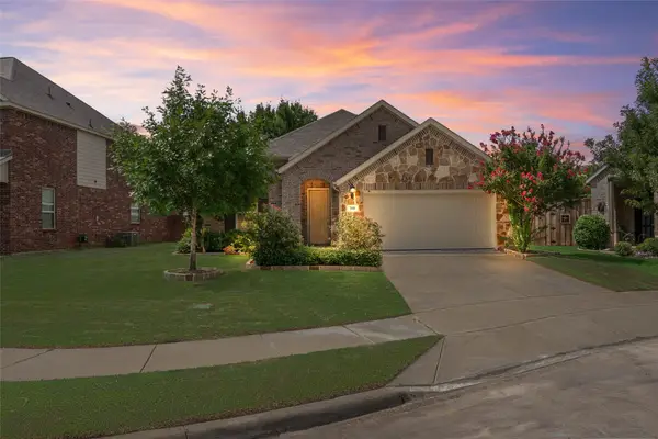 708 Water Garden Circle, Little Elm, TX 75068