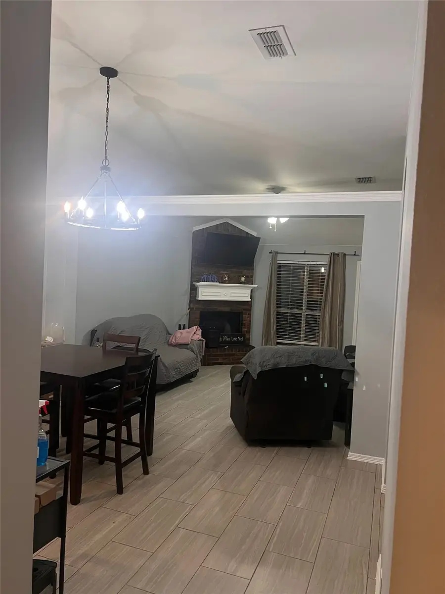 5503 Alta Verde Circle, Arlington, TX 76017 - Image #3