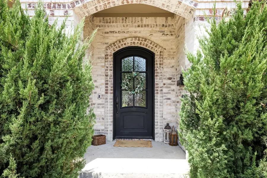 8401 Bluebonnet Road, Dallas, TX 75209 - Image #2