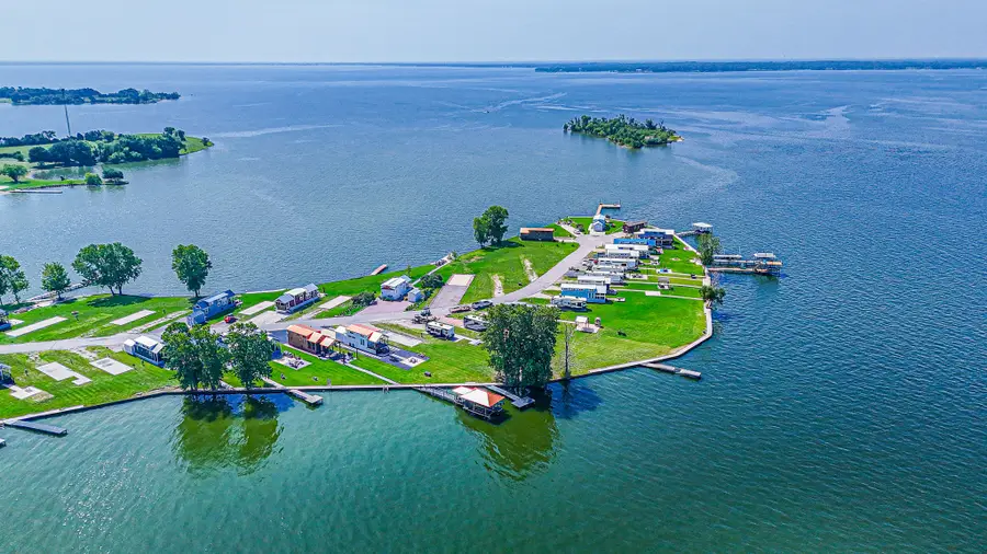 6447 Peninsula Road, Kerens, TX 75144 - Image #2