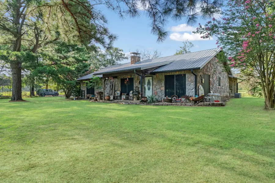 10510 Us Highway 82 E, Blossom, TX 75416 - Image #3