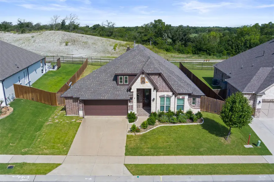 1221 Brookview Drive, Justin, TX 76247 - Image #2