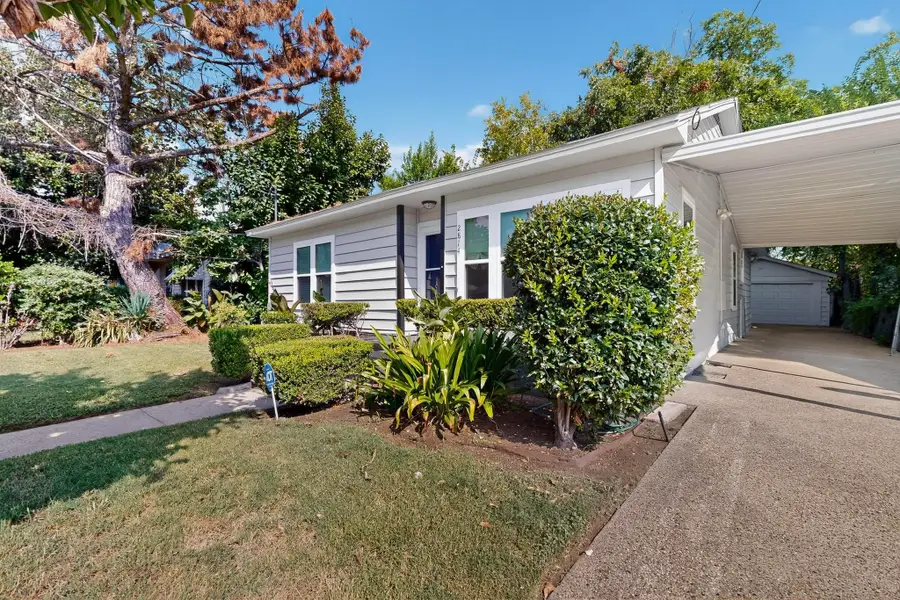 2814 Twyman Avenue, Dallas, TX 75215 - Image #2