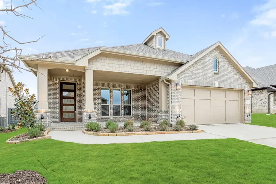 817 Twisted Leaf Lane, Pilot Point Aubrey, TX 76227 - Image #3