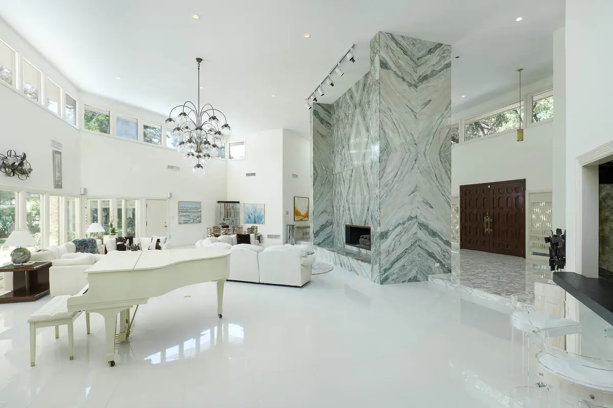 5045 Lakehill Court, Dallas, TX 75220 - Image #1