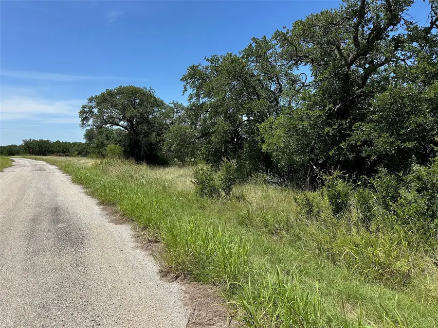 1078 Lake Breeze Drive, Brownwood, TX 76801 - Image #2