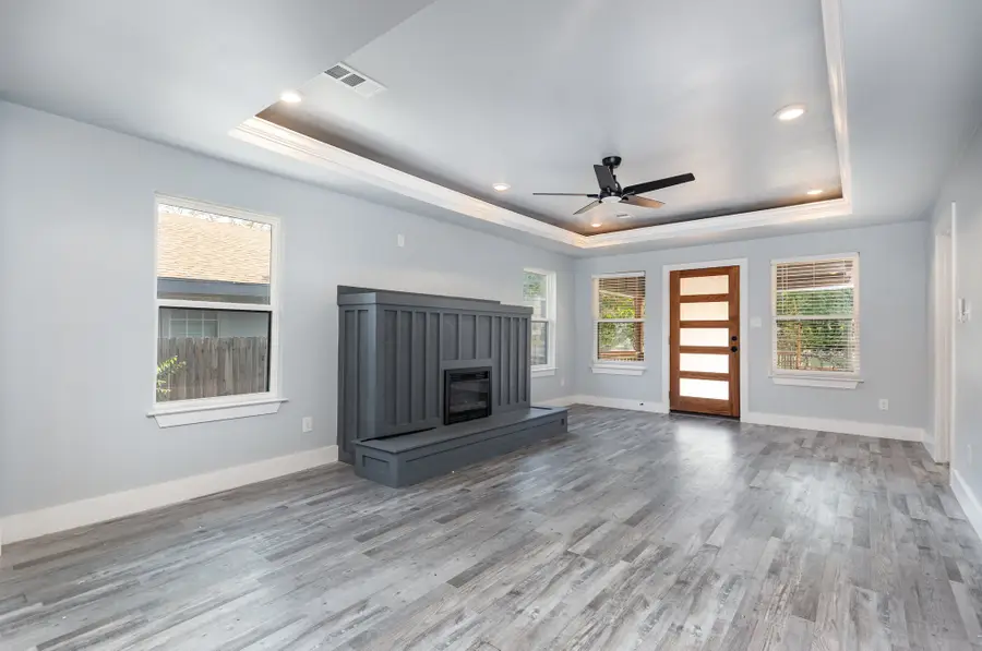 506 S Hollywood Avenue, Dallas, TX 75208 - Image #2