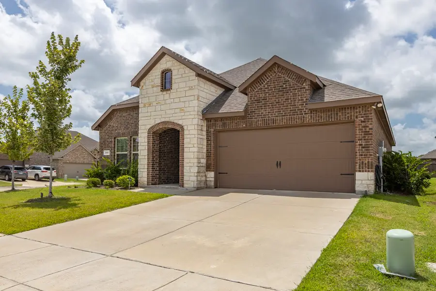 535 Overlook Drive, Royse City, TX 75189 - Image #2