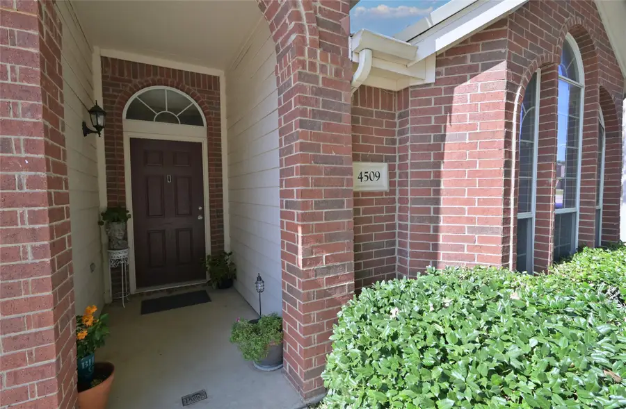 4509 Butterfly Way, Fort Worth, TX 76244 - Image #3