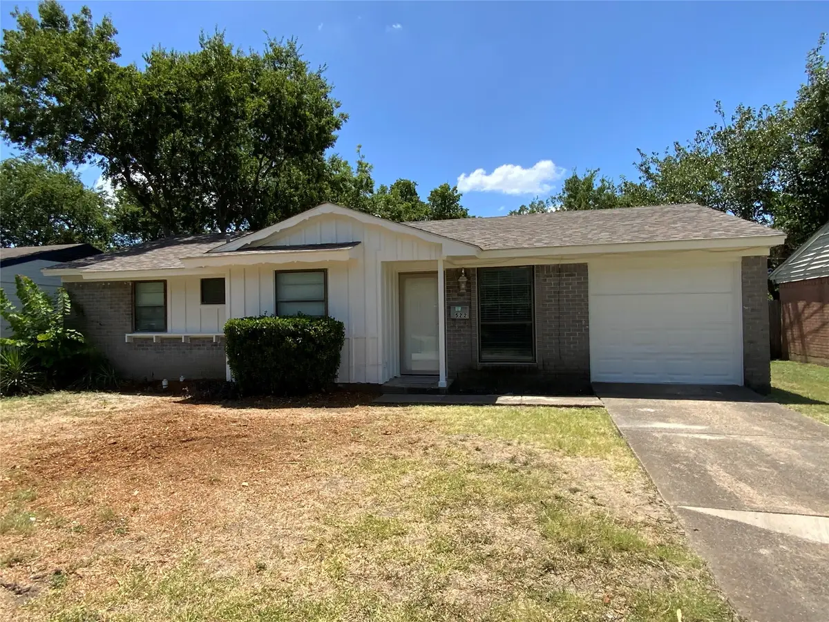 522 Summit Ridge Drive, Duncanville, TX 75116 - Image #1