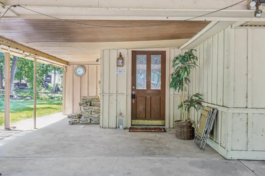 109 N Bay Circle, Mabank, TX 75156 - Image #3