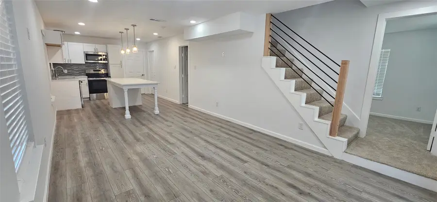 203 E Bourn Street, Rockwall, TX 75087 - Image #2