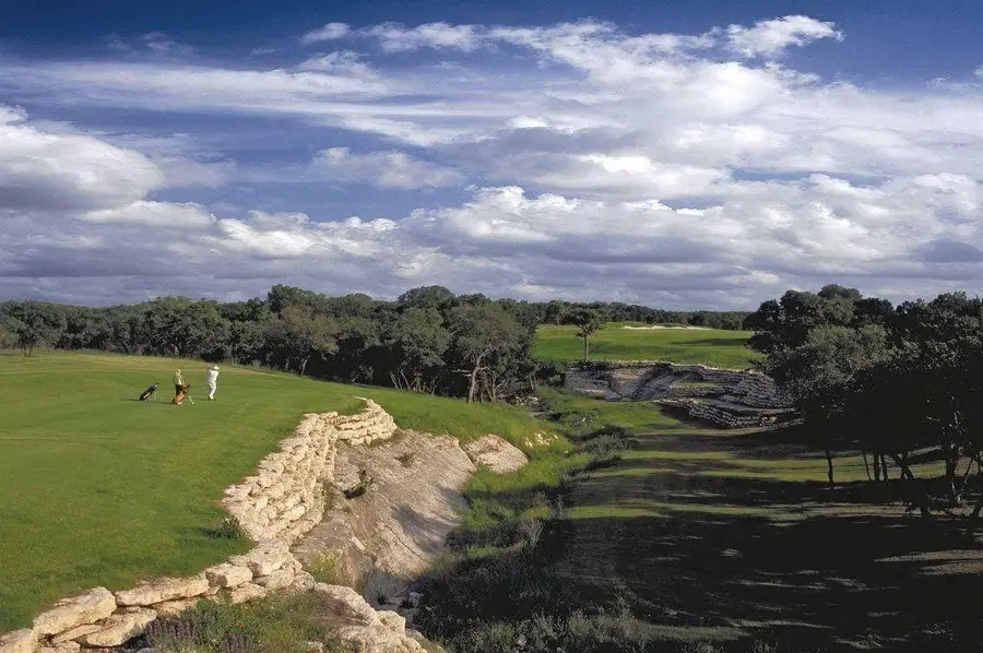 8425 Retreat Boulevard, Cleburne, TX 76033 - Image #3