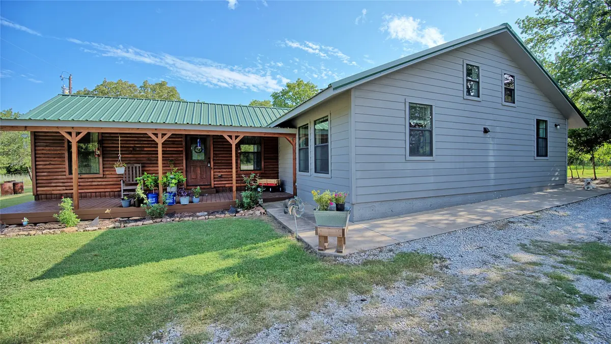 543 Keys Road, Sunset, TX 76270 - Image #1