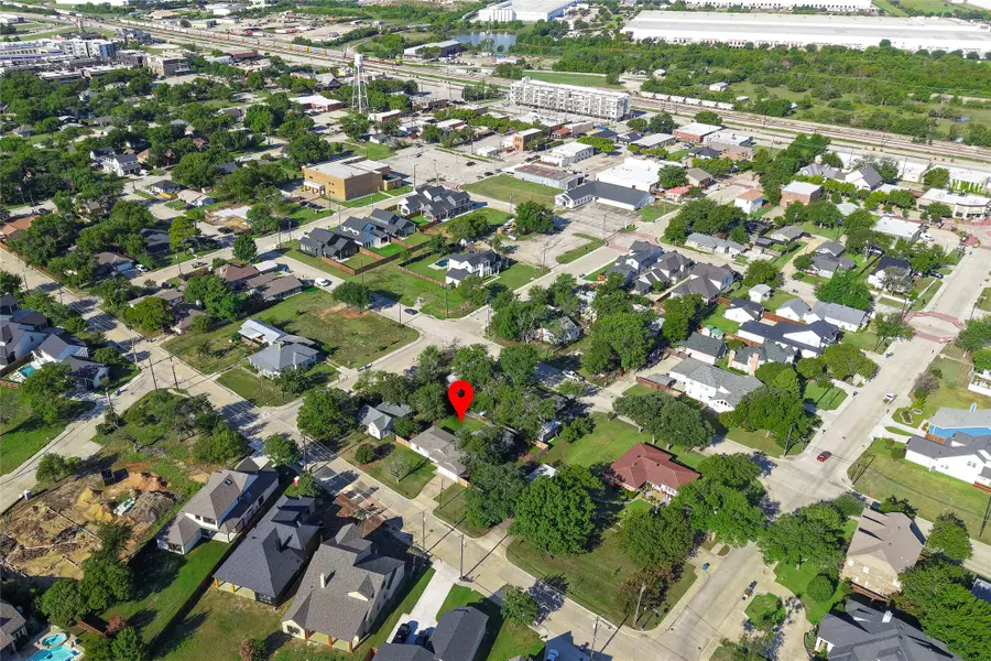 209 Pecan Street, Roanoke, TX 76262 - Image #2